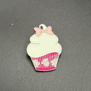 Disney Aristocats Marie Cupcake Trading Pin 2011